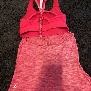 Lululemon tank size 2!